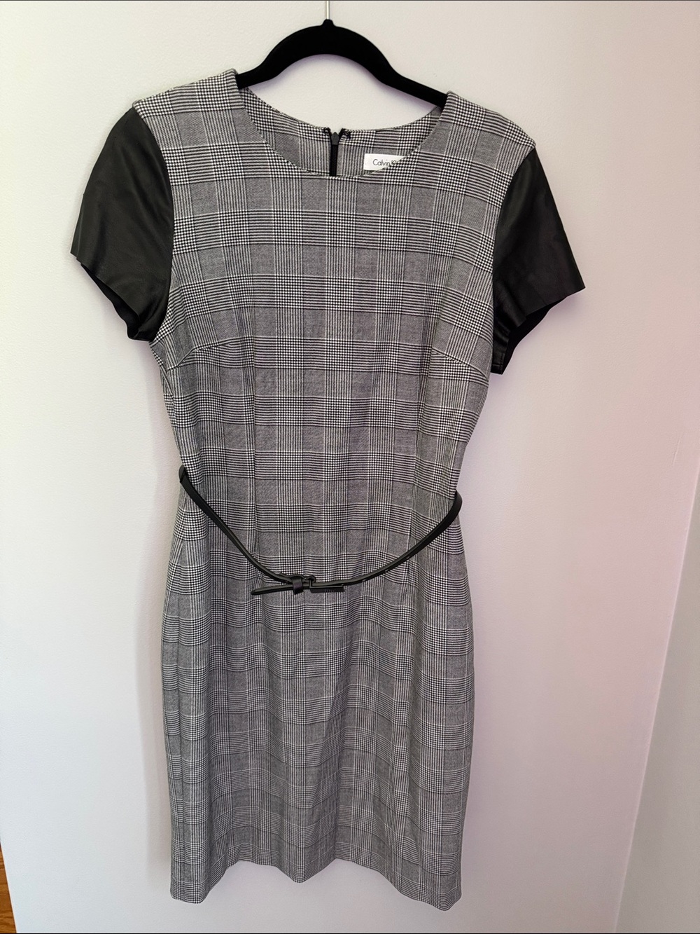 Calvin Klein Gray Plaid Sheath Dress with Black Short Sleeves